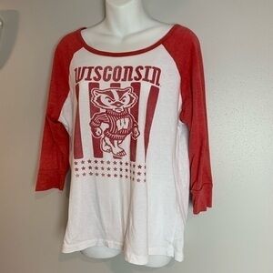 Wisconsin Badgers 3/4 Sleeve Shirt Size Large